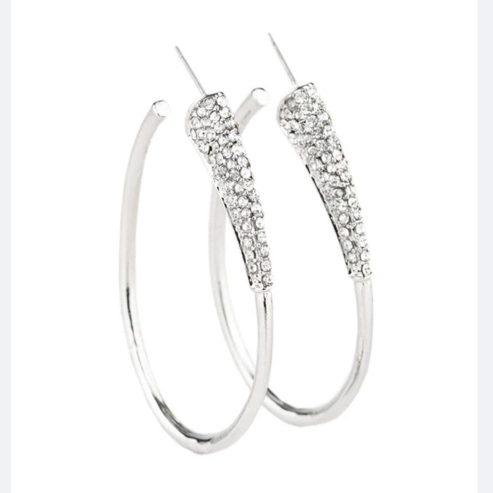 NWT Winter Ice White Silver Hoop Earrings